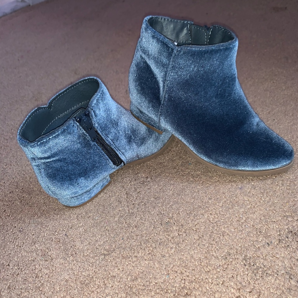 Old Navy Kids Booties